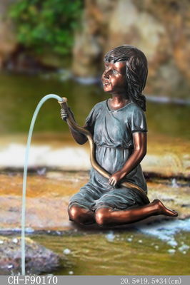 Littele Girl Water Fountain Spitters With Pump supplier